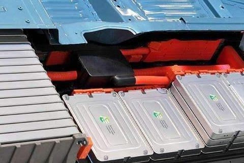 动力锂电池回收厂_废旧电瓶多少钱回收_充电电池可以回收吗